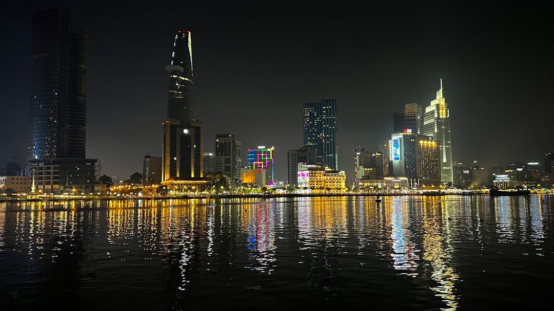 New City Thủ Thiêm — luxury apartment tower riverside Ho Chi Minh